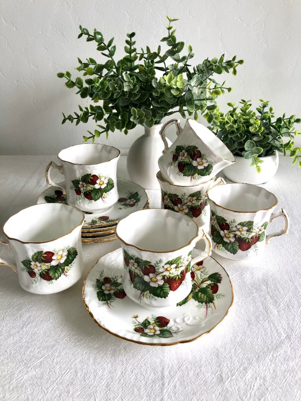 Hammersley & Co Bone China Set of 6 Vintage Teacups & Saucers, Strawberry Ripe